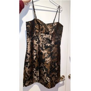 Urban Outfitters Black & Gold Strappy Mini Dress🖤